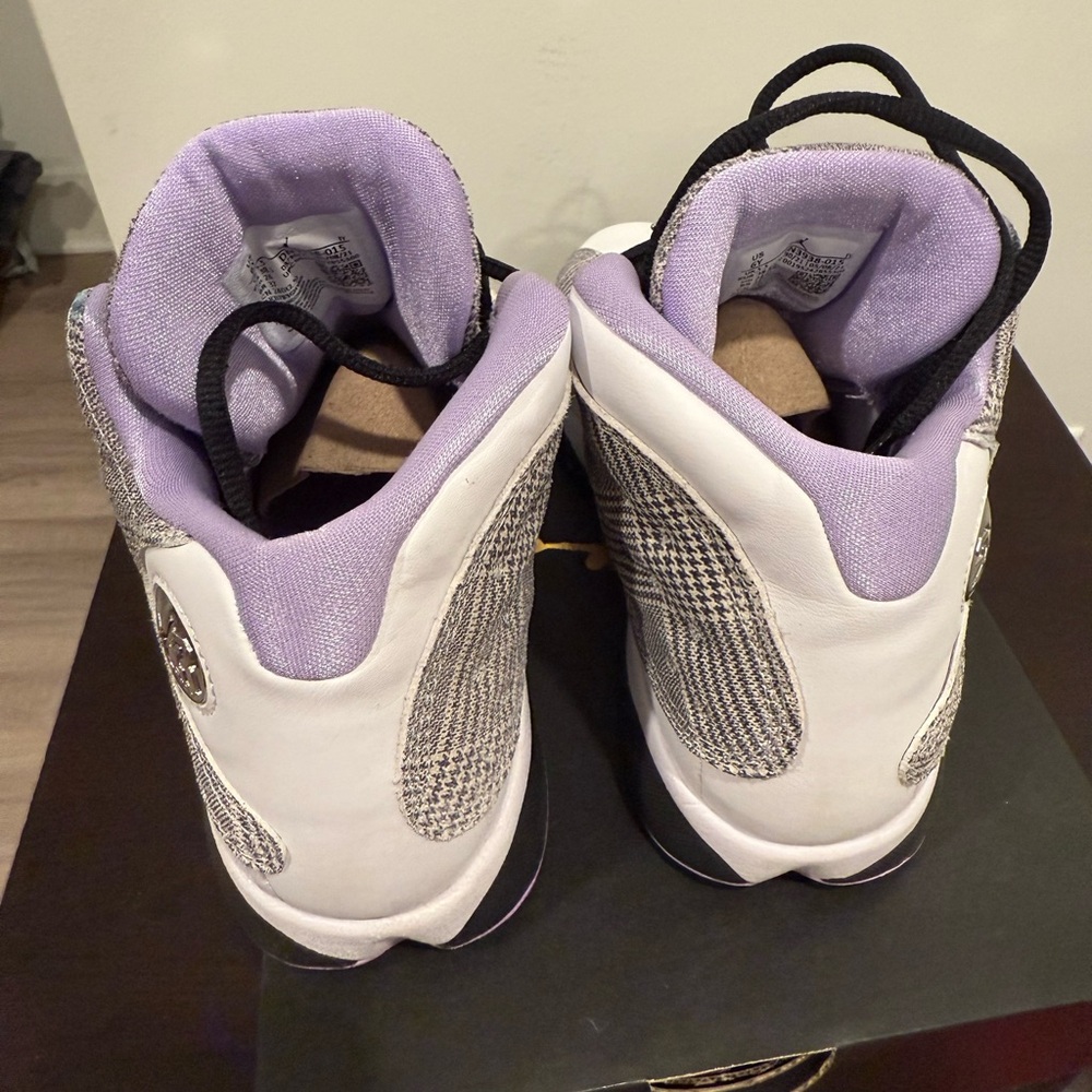 Air Jordan 13 Retro (GS) ‘Houndstooth’ - Picture 4 of 5